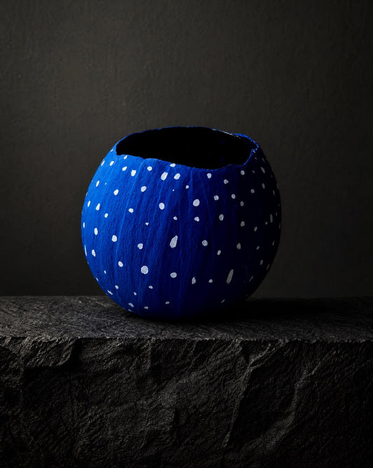 BLUE WHITE DOTS
