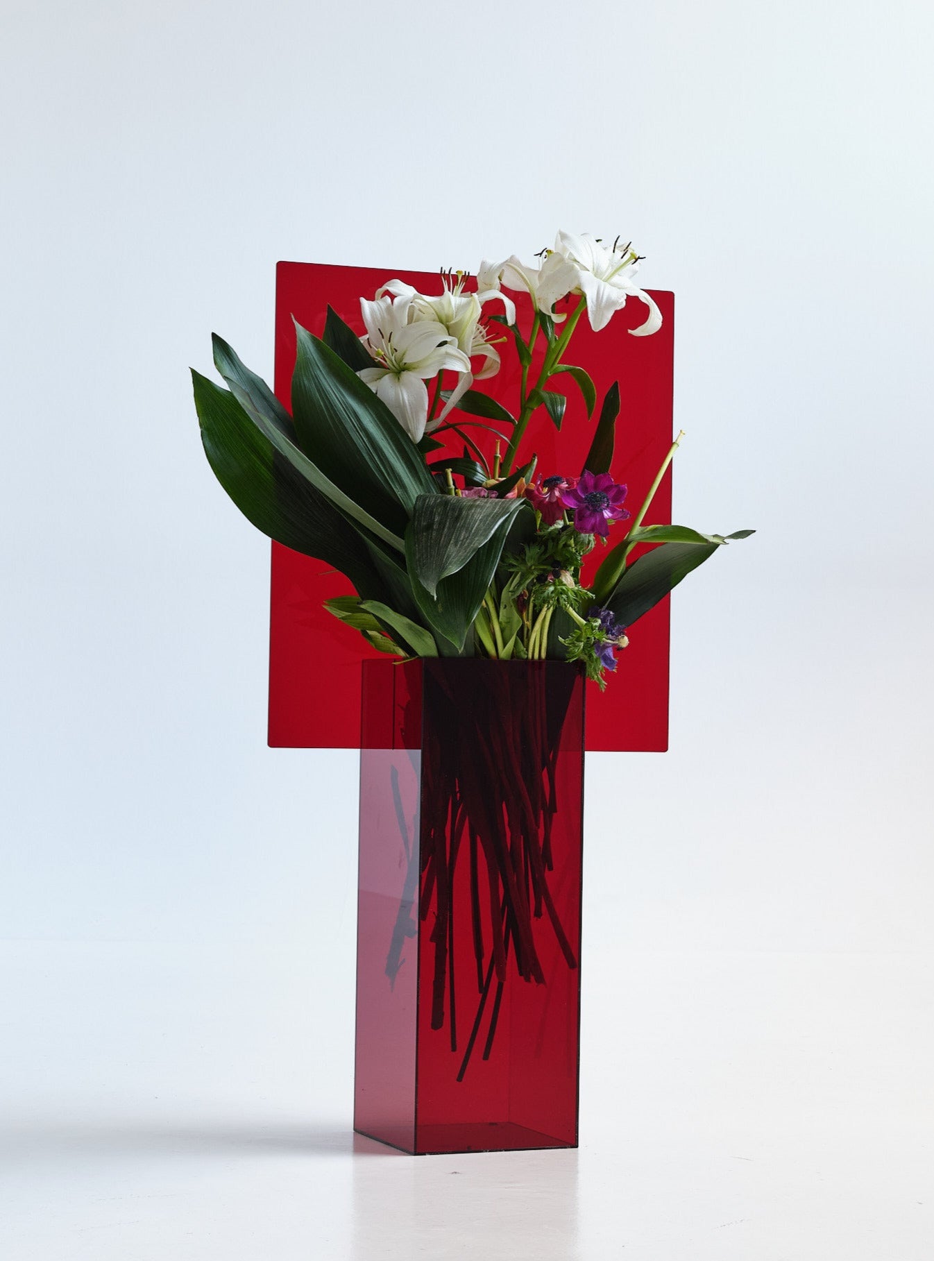 BAU VASE.RED