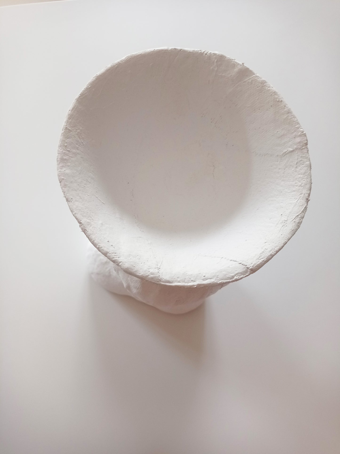 PLATTER ON A HEAD.BOWL