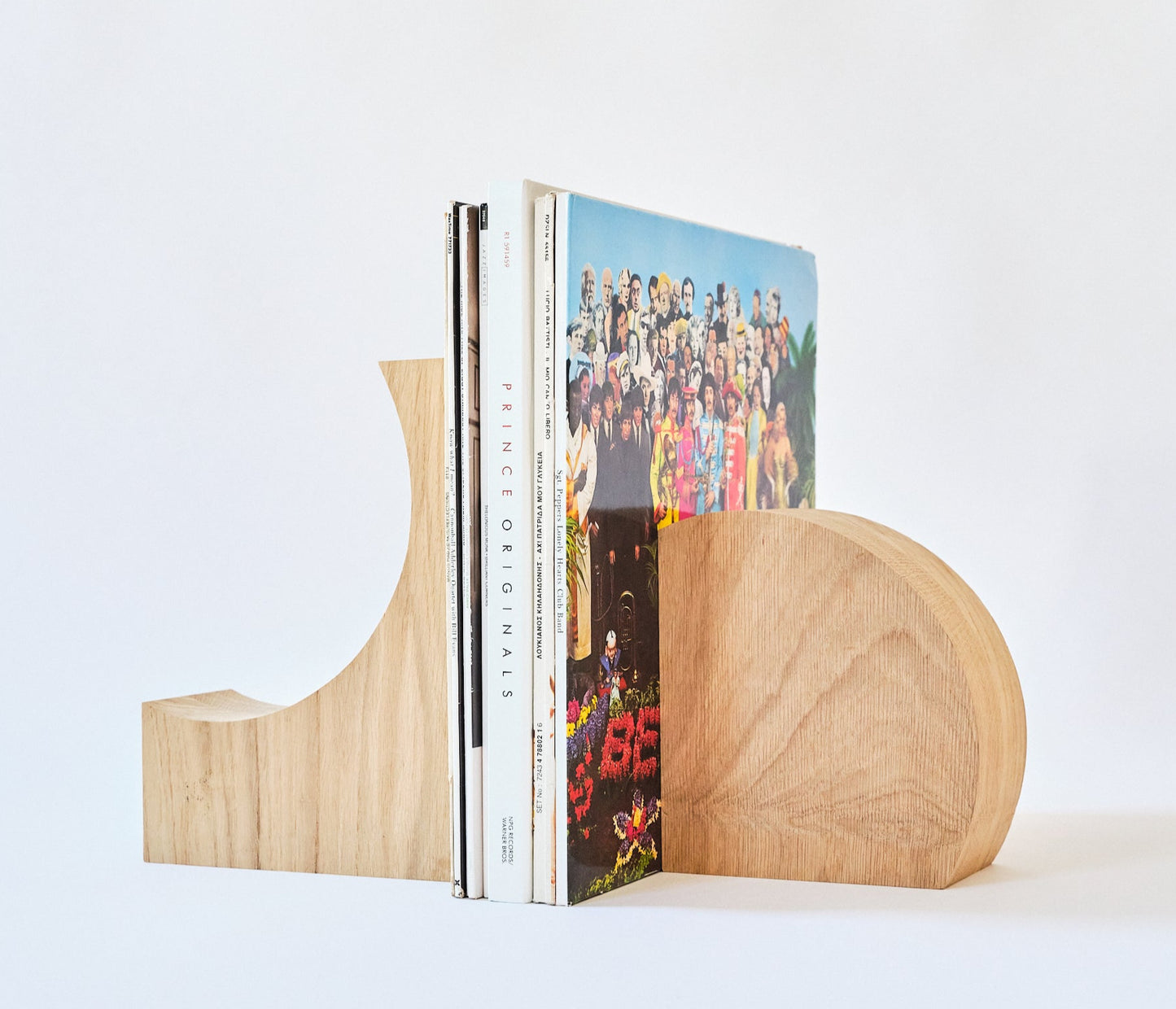 SQUARE CIRCLE BOOK HOLDER
