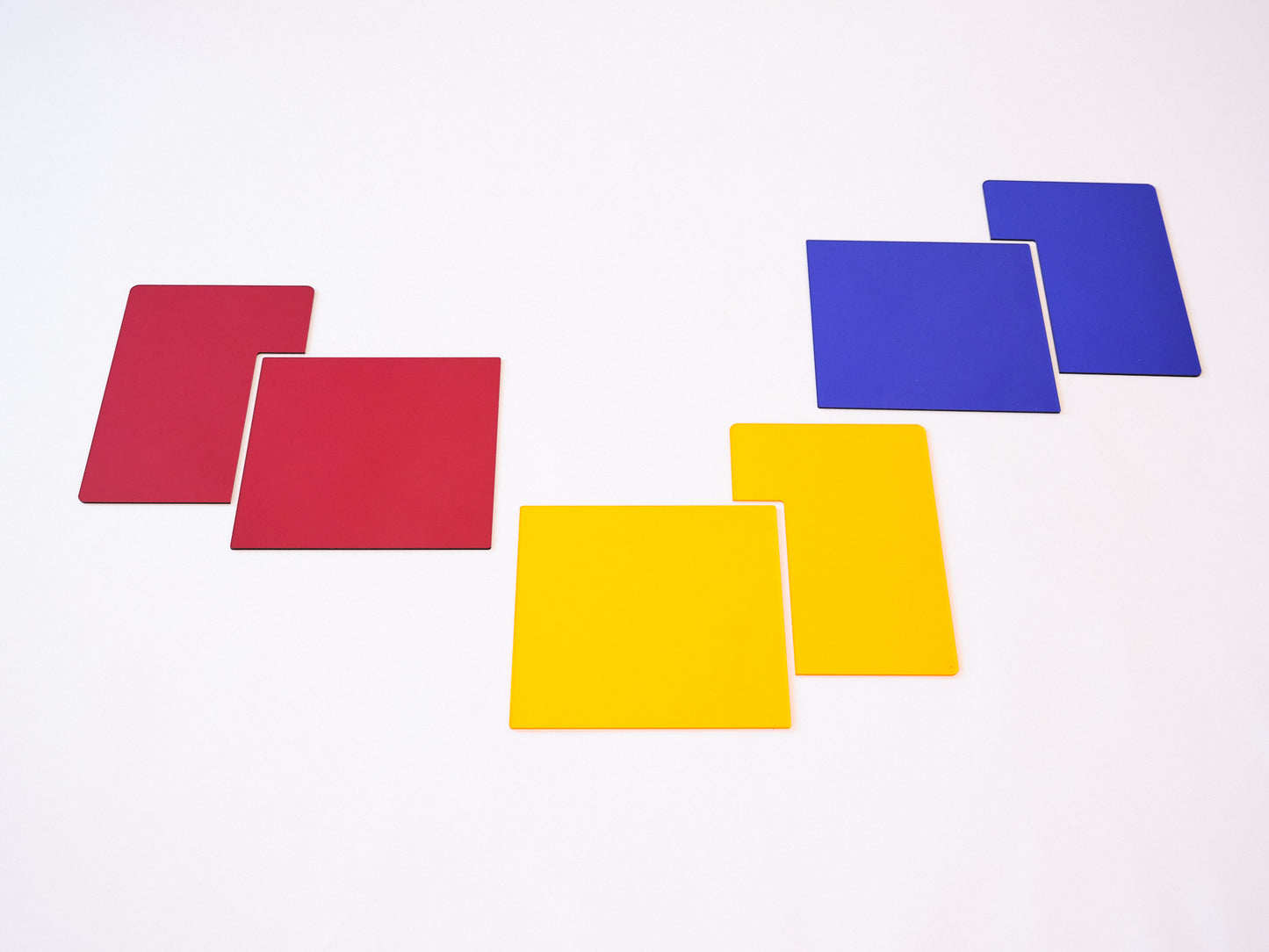 PERFECT MATCH.YELLOW SERVING PLATE