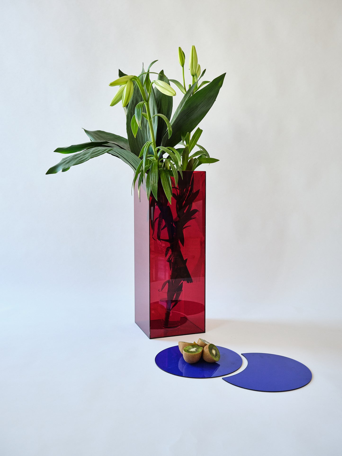 BAU VASE.REDBLUE