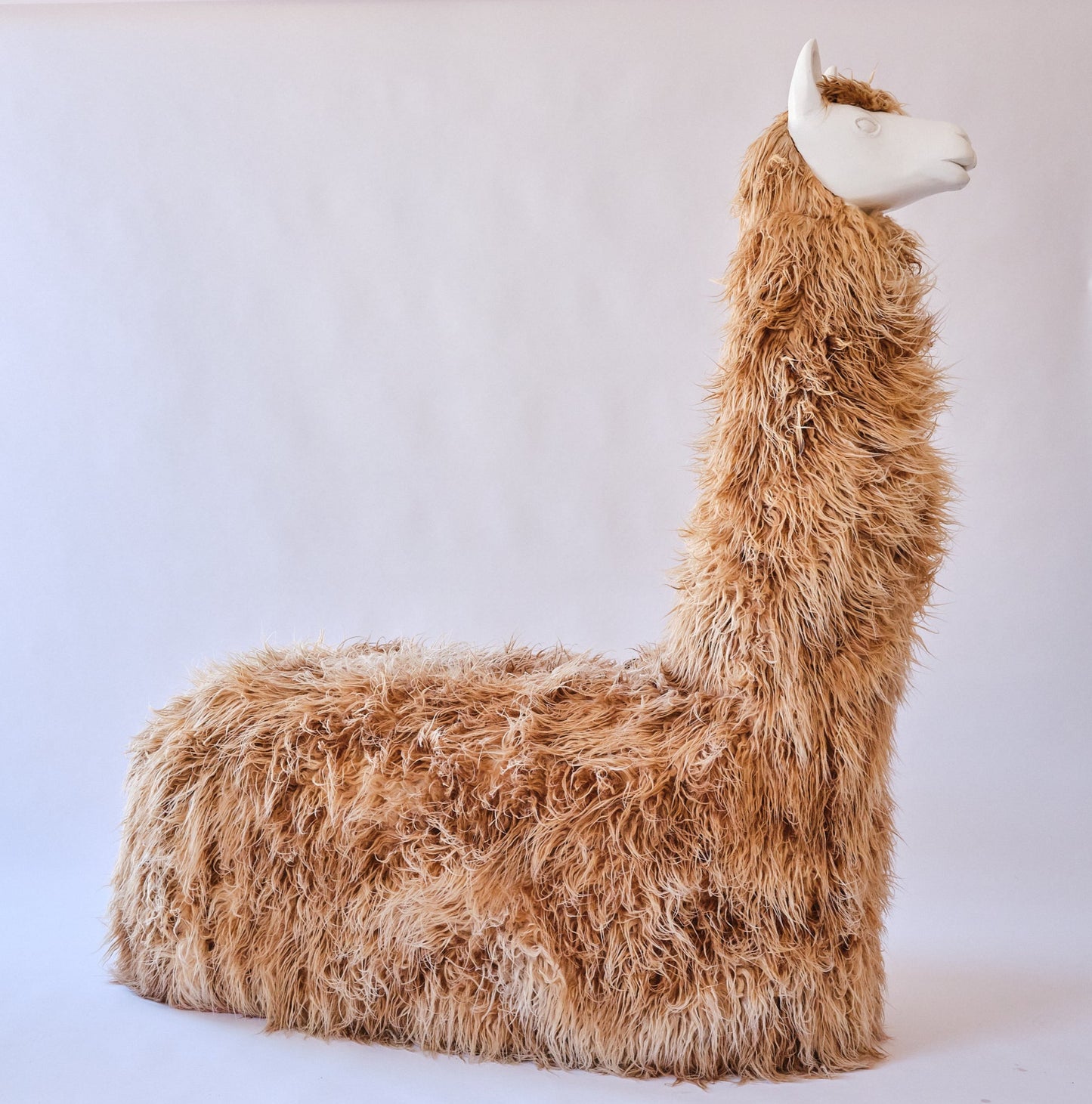 LLAMA.POLTRONA