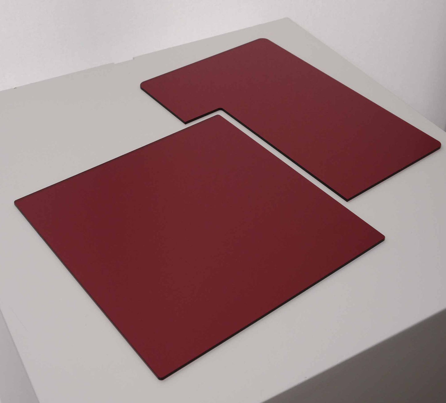 PERFECT MATCH.RED SERVING PLATE