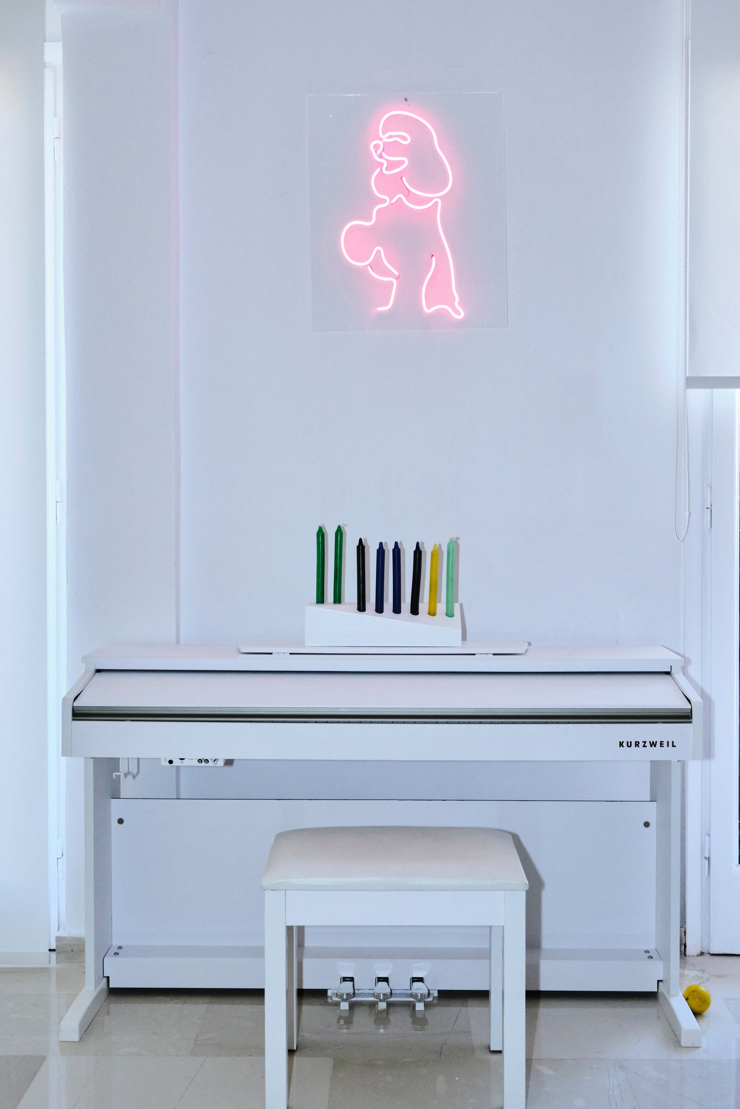 POODLE.STATUE/PAINTING LIGHT