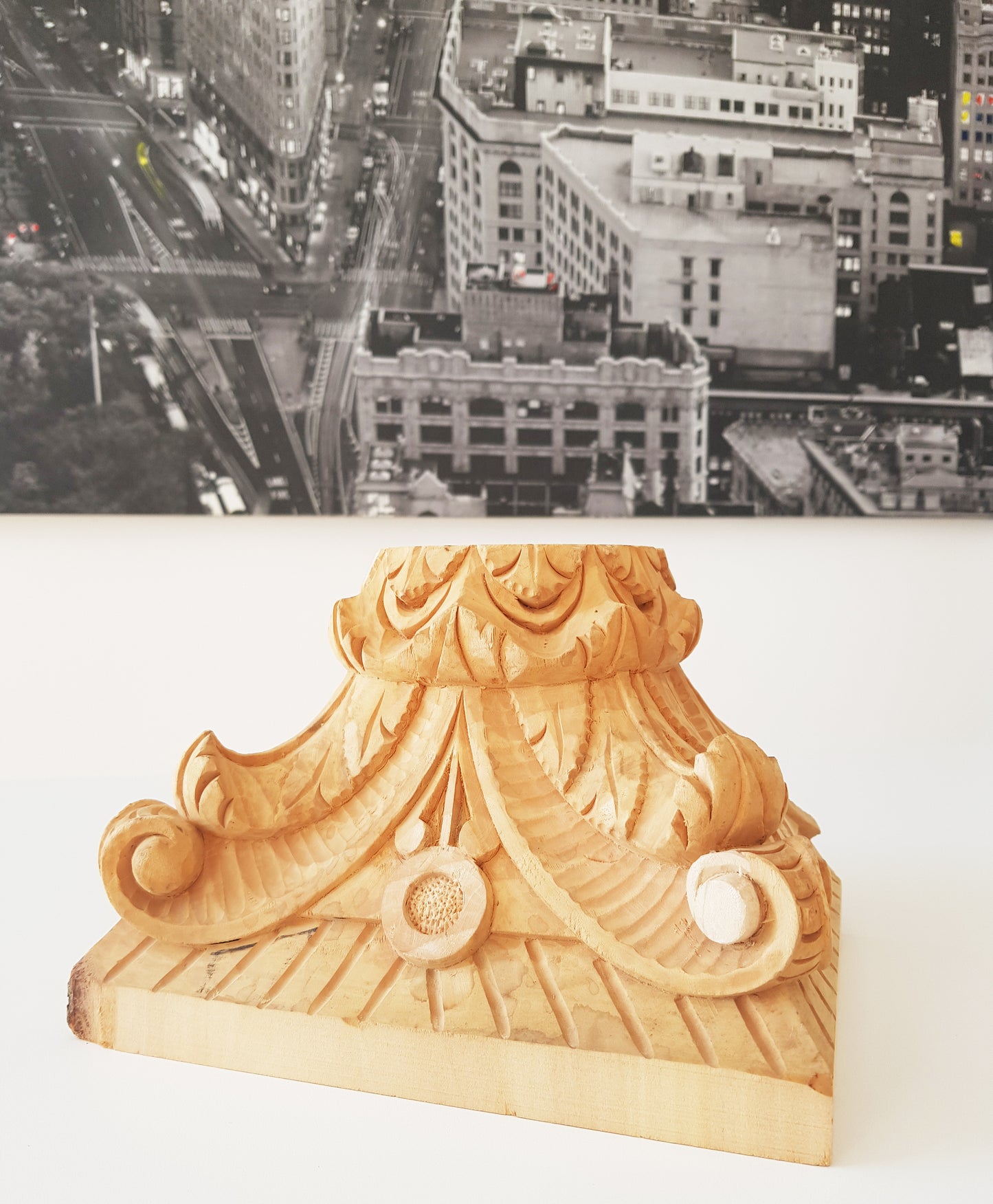 CABBAGE BOOK STAND/DECO