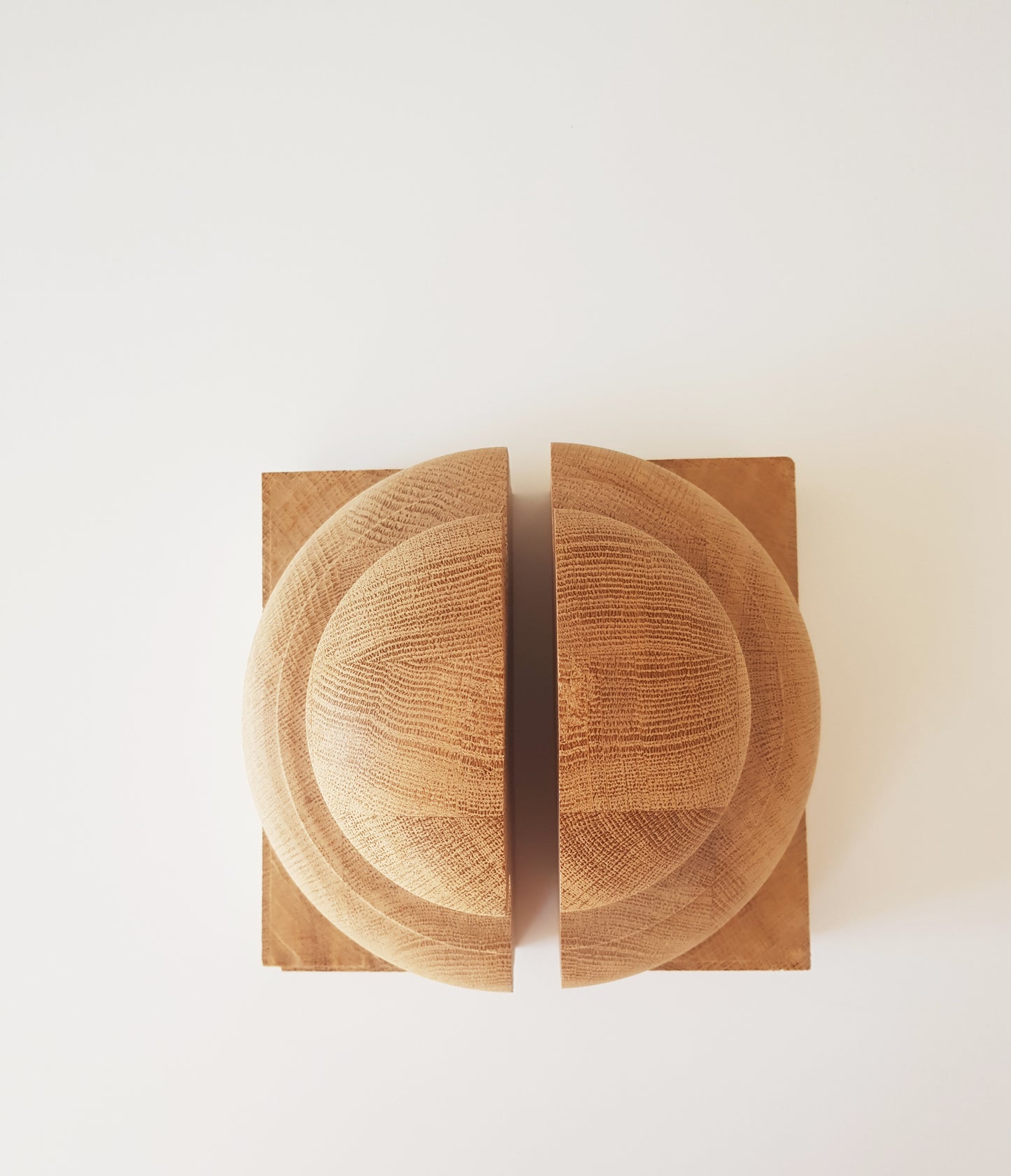 ROTONDA VINYL/BOOK HOLDER