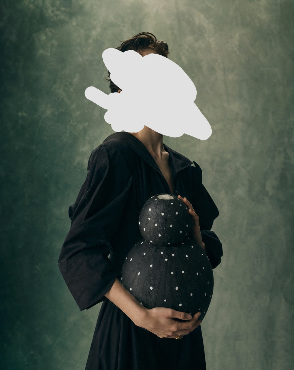 BLACK WHITE DOTS DOUBLE