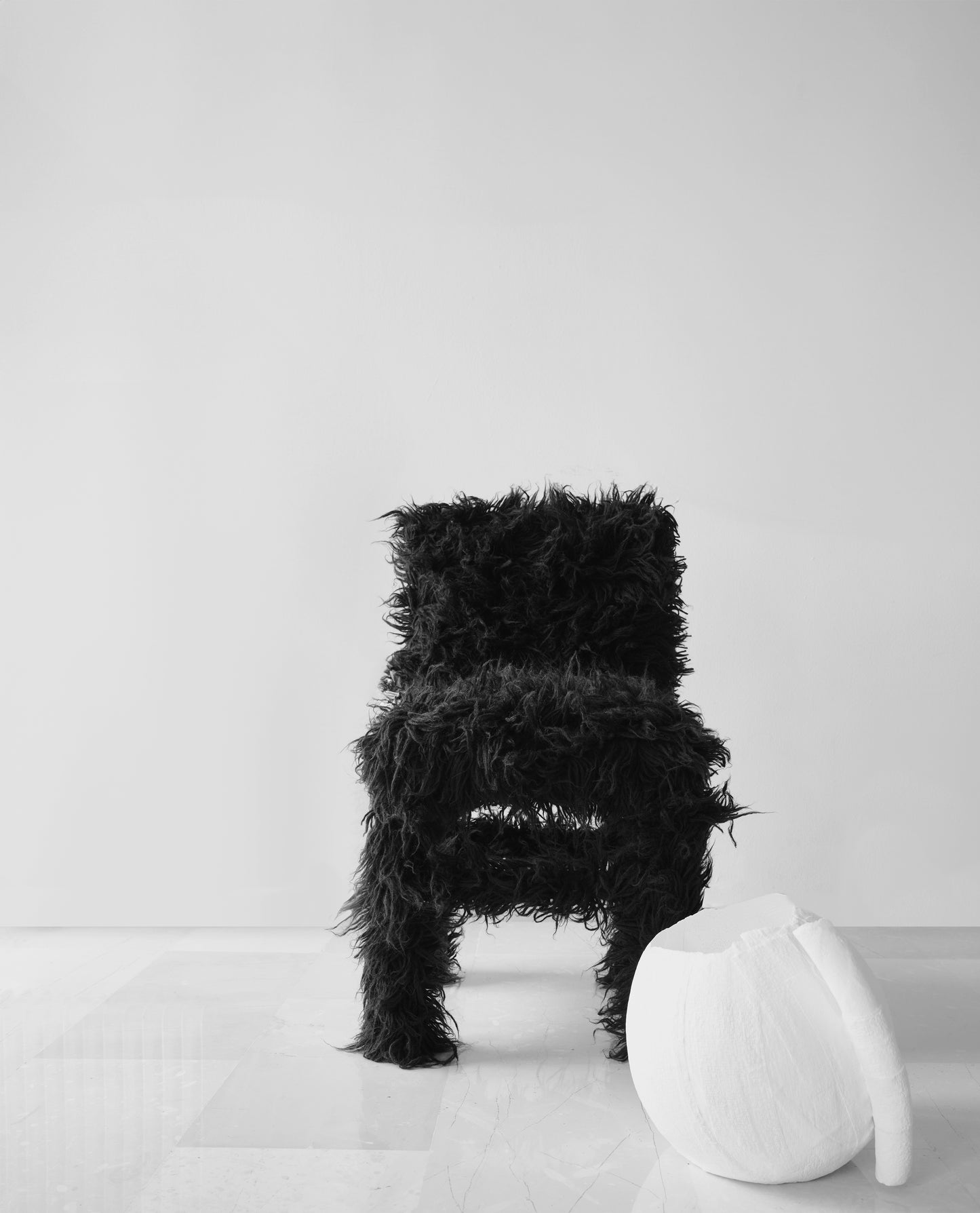 THE BAU.CHAIR.Black