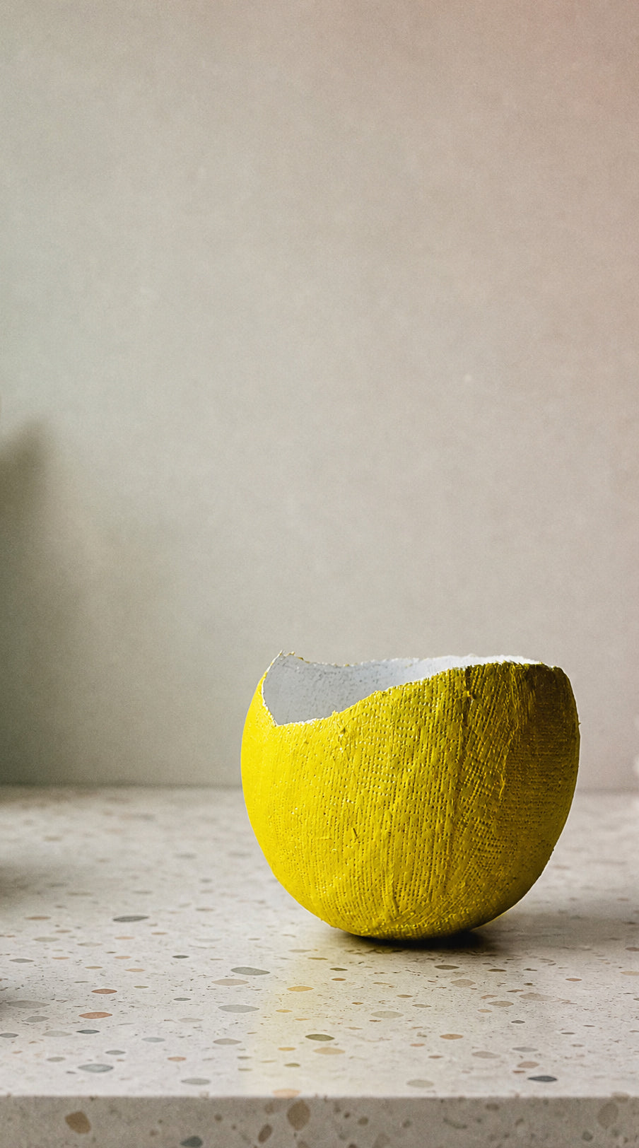 YELLOW WHITE