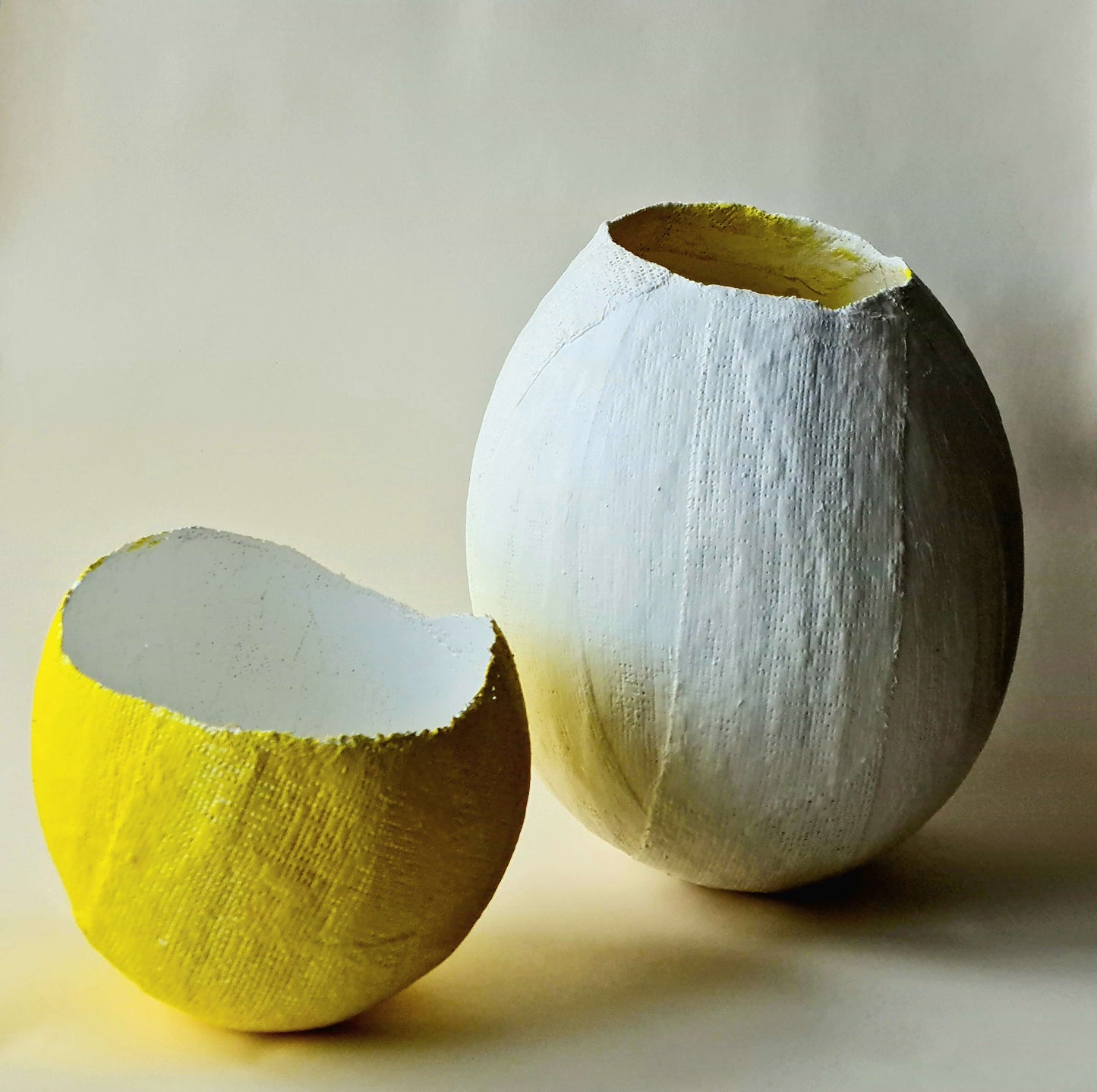 WHITE YELLOW